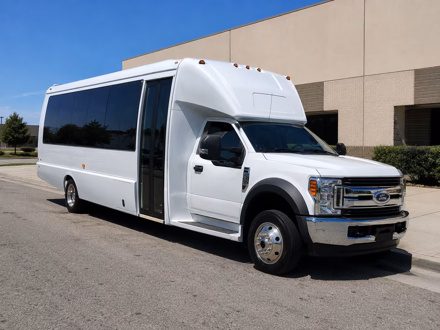 school field trip buses serving upland and the inland empire