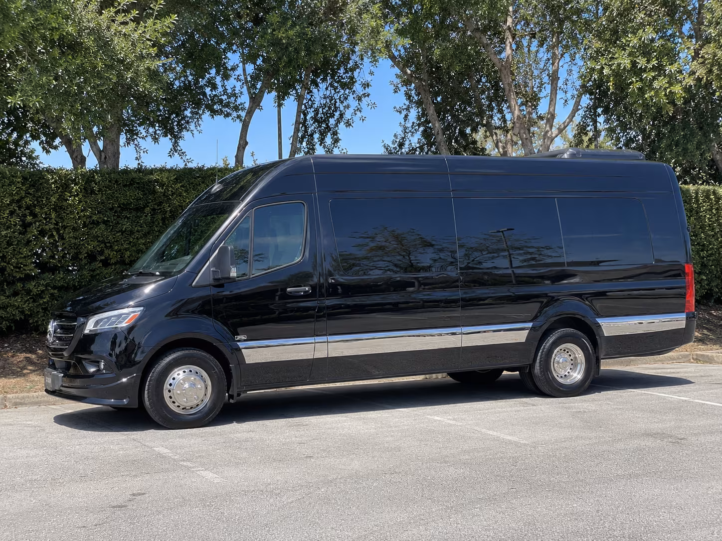 upland sprinter van with driver