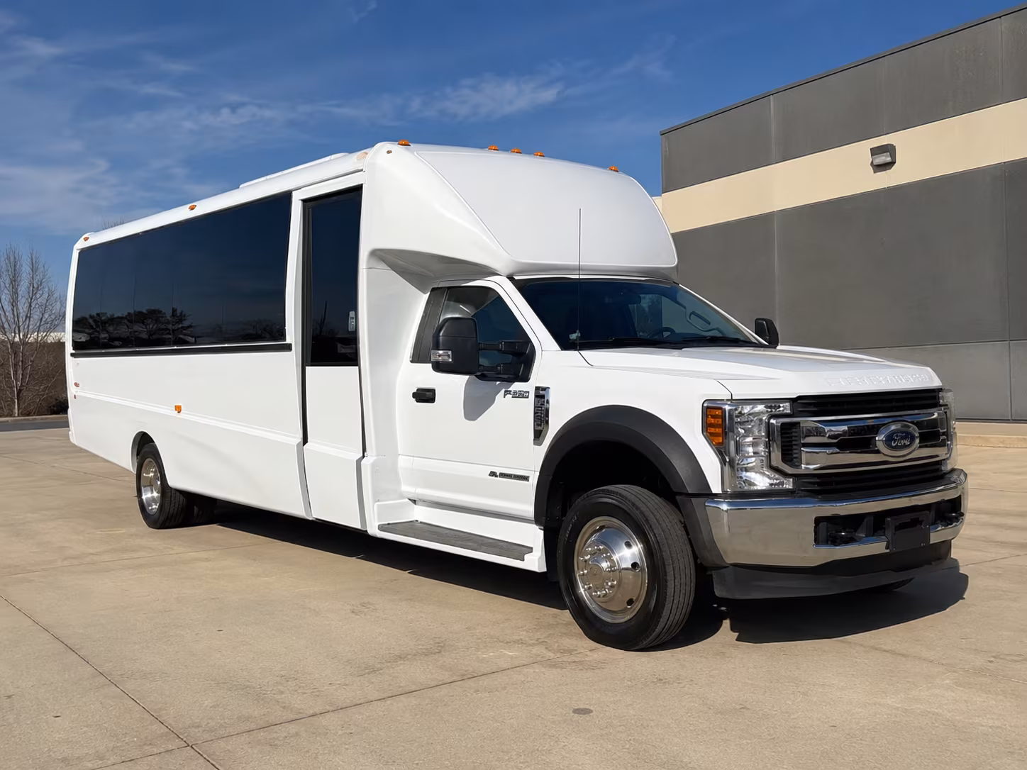 wedding and quinceanera buses in upland